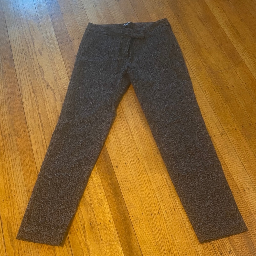 89th & Madison Black and Gray Patterned Pants Size 8